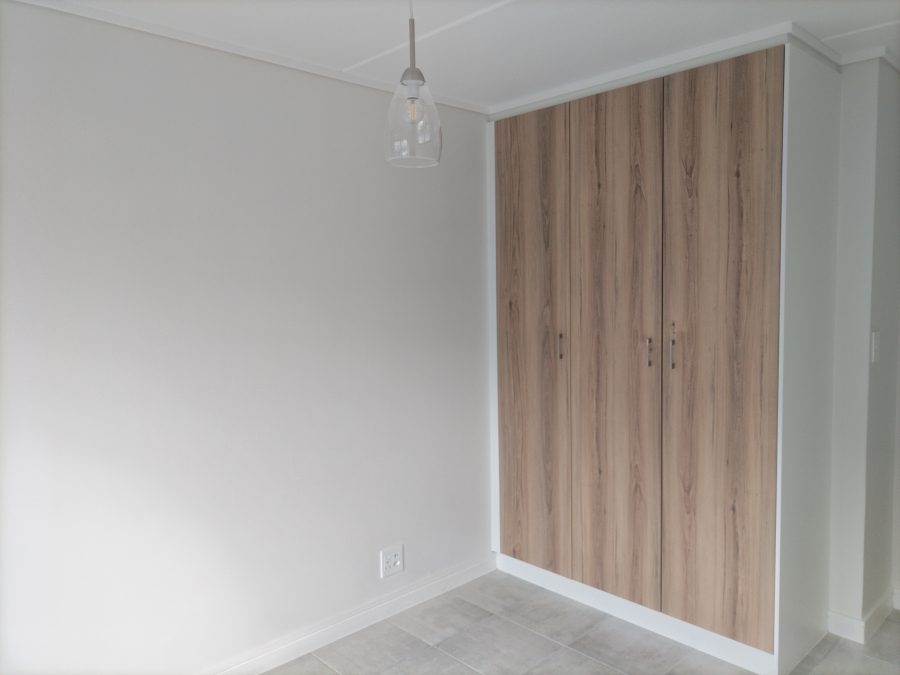 To Let 1 Bedroom Property for Rent in Admirals Park Western Cape